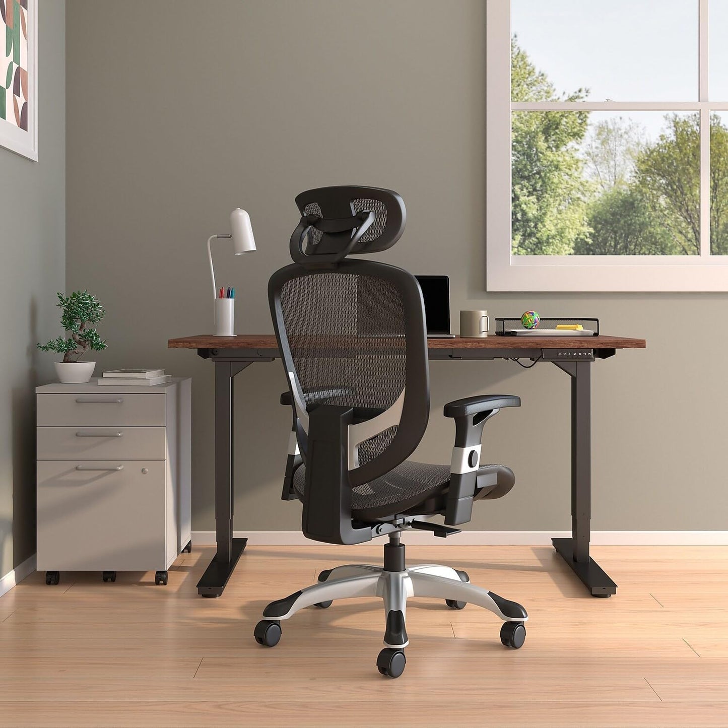 Staples Hyken Ergonomic Swivel Task Chair, Adjustable Office Chair with Breathable Mesh and Lumbar Support, Perfect for Home and Office, Black
