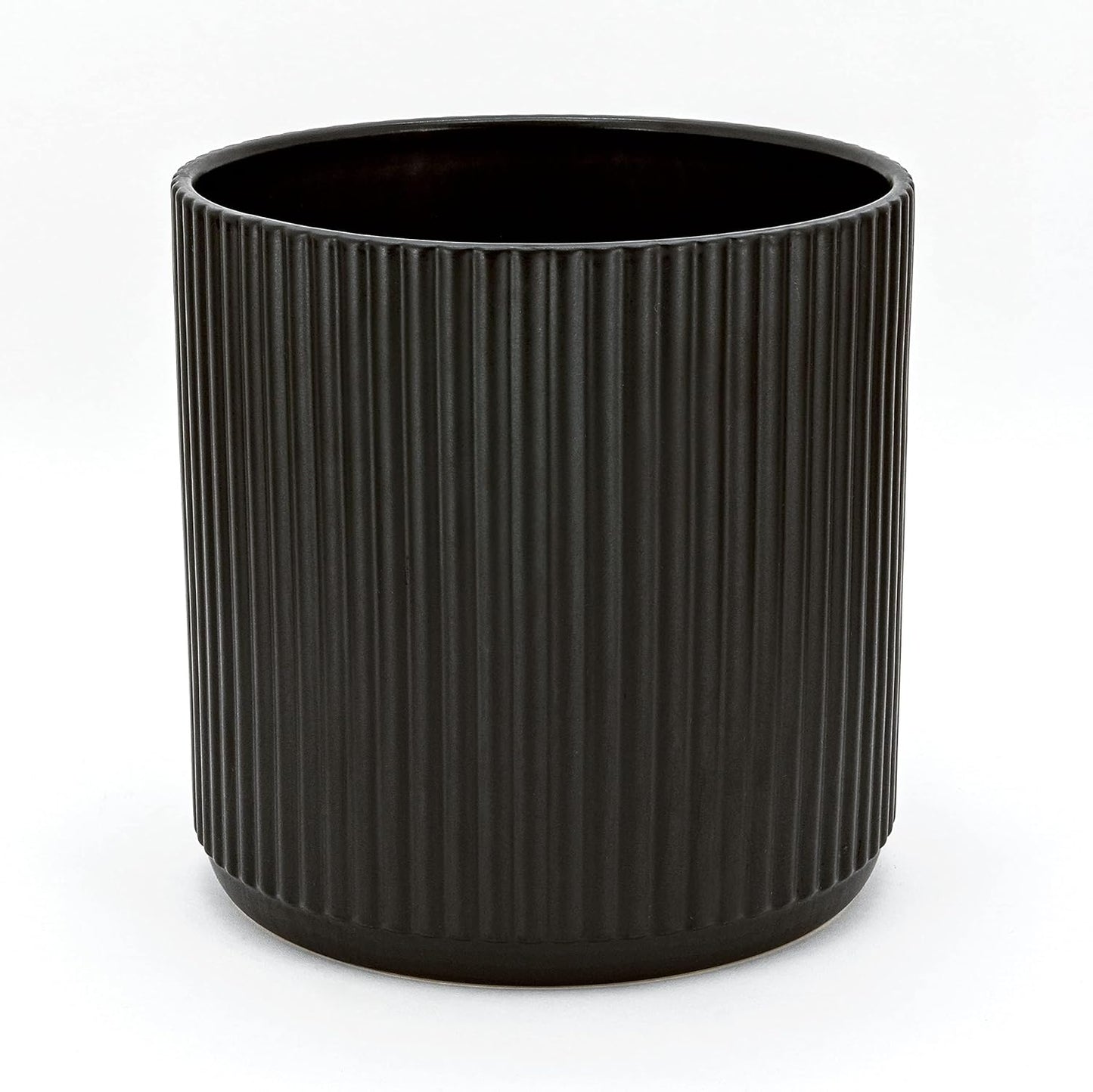 Amazon Basics Fluted Ceramic Round Planter, 10 in, White